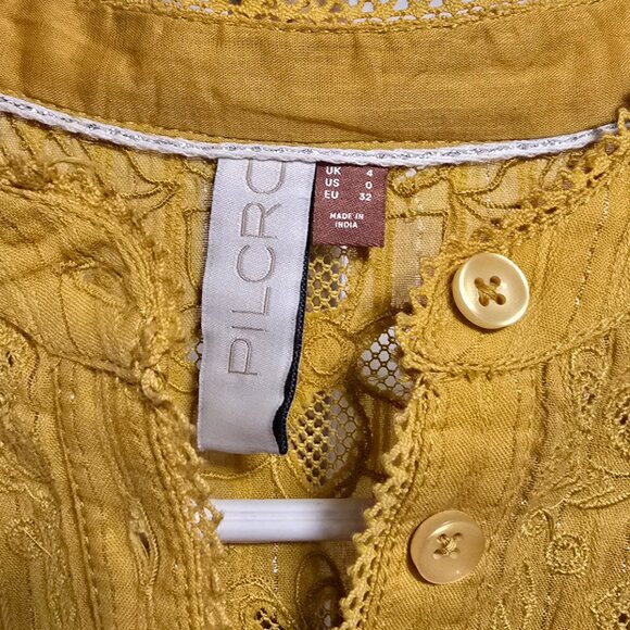 Anthropology Pilcro Mustard Yellow Blouse with Gold Thread Detail Size 4 - Picture 5 of 6
